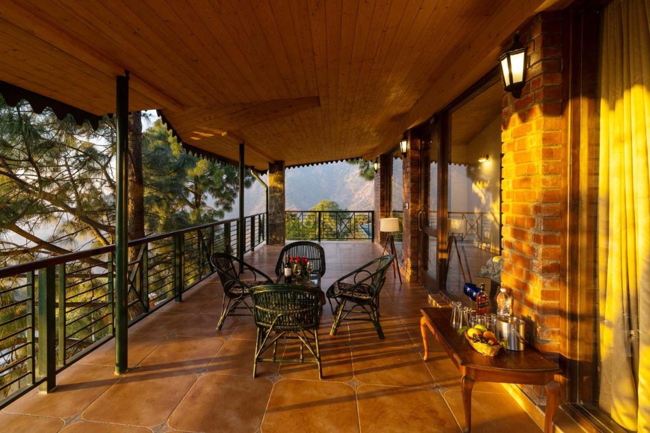 Stayvista At The Winter Line With Complimentary Breakfast Kasauli Exterior photo